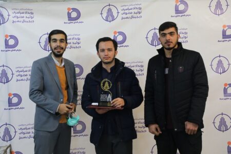 طلاب ارومیه رتبه اول رویداد ملی تولید محتوای دیجیتال را کسب کردند