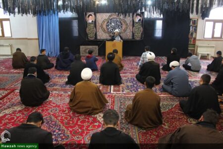 تصاویر/ جلسه درس اخلاق مدرسه علمیه امام خمینی(ره) شهرستان خوی
